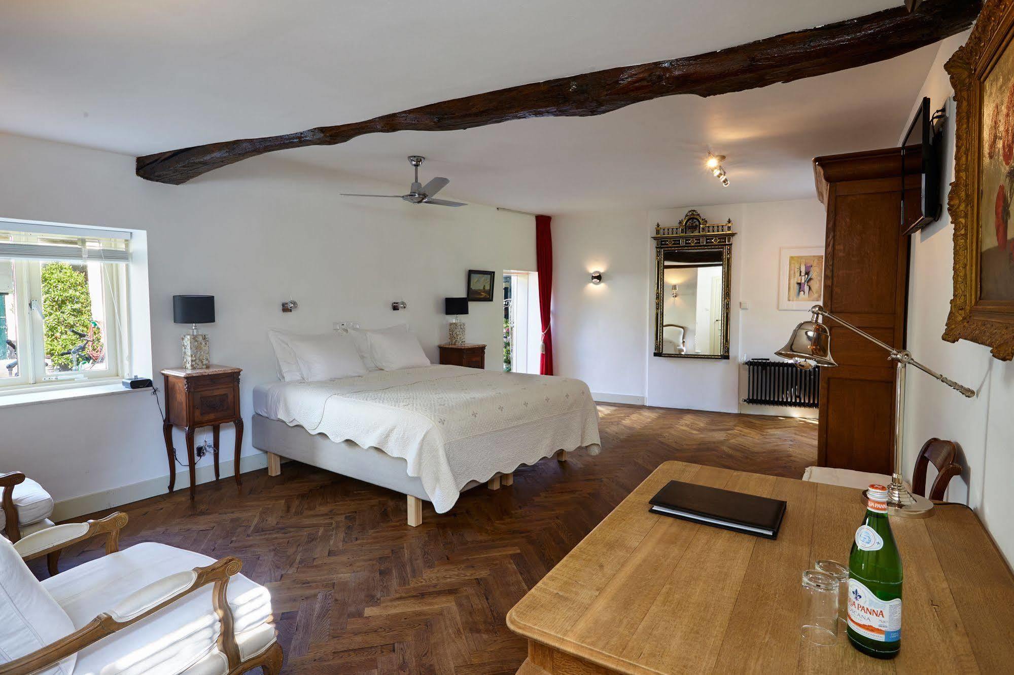 Boutique Hotel Bonjour Gronsveld Bagian luar foto
